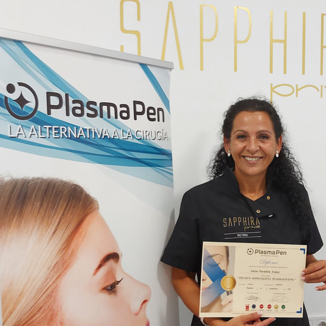 Alicia Paradela López : Técnico Especializado en PlasmaPen